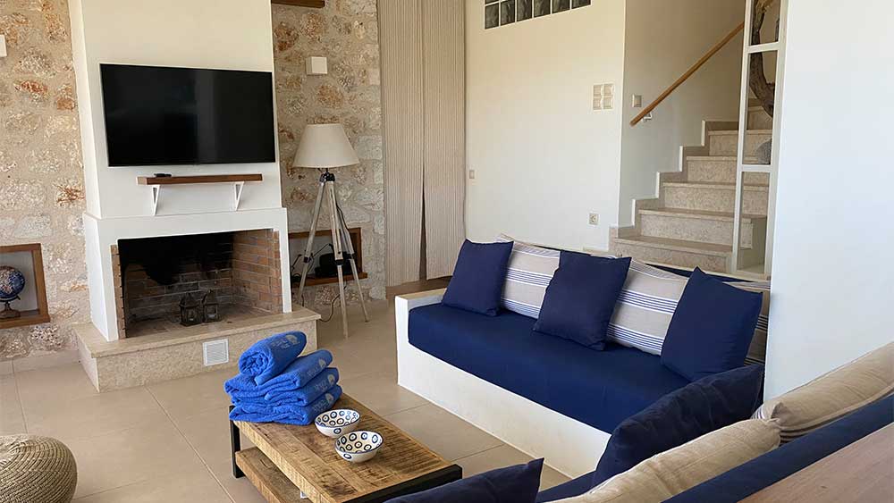 living room Villa Tranquility in Sivota Greece